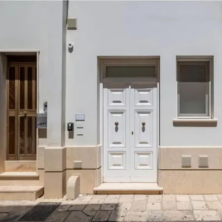 Frisa Del Salento Con Cucina Centro Storico Mesagne